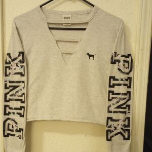 🐮 🐄 PINK Victoria's Secret Cropped Long Sleeve T-Shirt